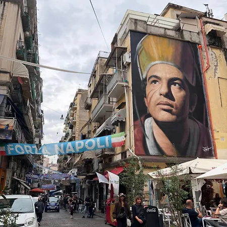 Ciuculill Неаполь