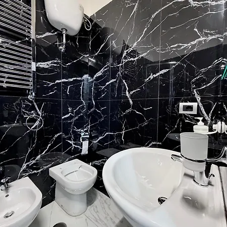 住宿加早餐酒店 Ciuculill 那不勒斯